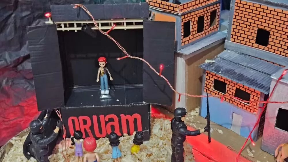 Rapper Oruam aparece no pres&eacute;pio montado por baiano &mdash; Foto: Lad&aacute;rio Brites