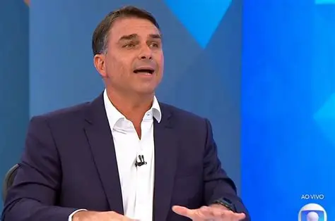Flávio Bolsonaro diz ao TSE que aceita abrir sigilos, mas impõe condições a Lula