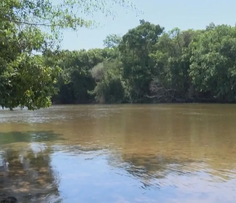 Adolescente de 16 anos morreu após pular da ponte de um balneário em Barreiras, na região oeste da Bahia — Foto: Reprodução/TV Oeste