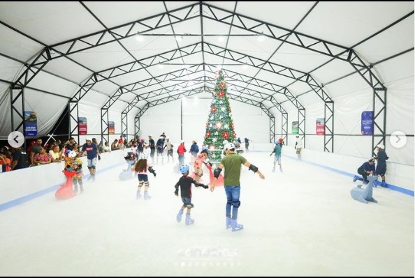 A pista de patinação no gelo encantou crianças e adultos. Foto: Divulgação/PMC