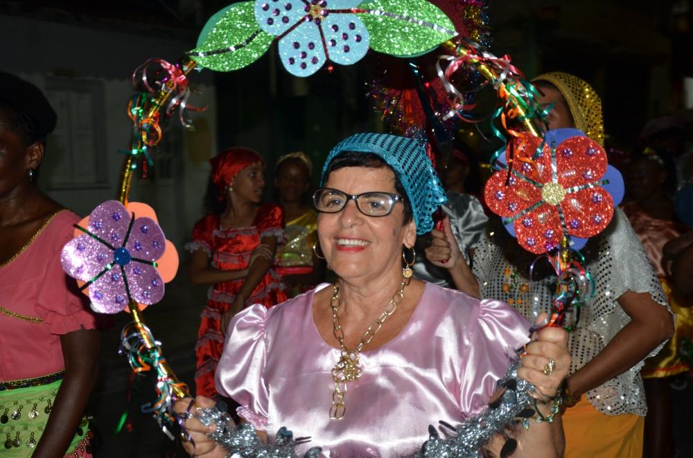 Festa dos Santos Reis, homens, mulheres, jovens e crianças saem às ruas do município cantando, louvando e visitando as casas numa demonstração de empatia, preservação da tradição, cultura e fé. Foto: Reprodução/PMSFC