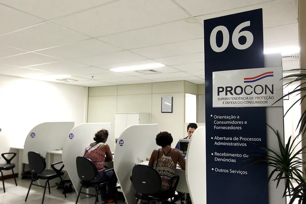 Procon-BA promove mutirão de negociação de dívidas na semana do consumidor — Foto: Camila-Souza/GOVBA