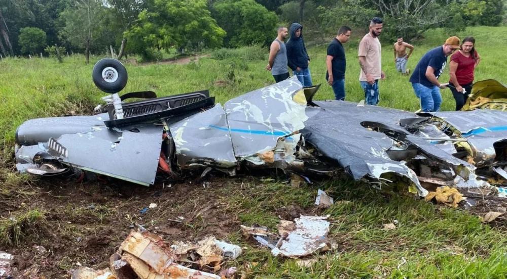 Sete pessoas morreram em queda de avião no interior de Minas Gerais. Foto: Reprodução/Redes Sociais