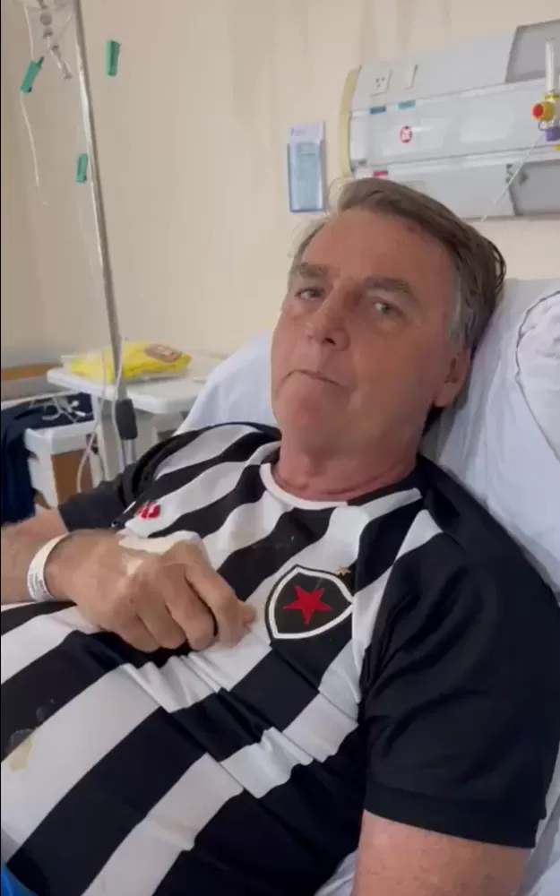 Bolsonaro foi novamente internado em Manaus neste domingo (05). Foto: Reprodução / Internet