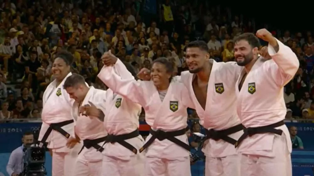 Brasil enfrentou a Itália na disputa pela medalha de bronze por equipes no judô nos Jogos Olímpicos de Paris 2024. Foto: Reprodução