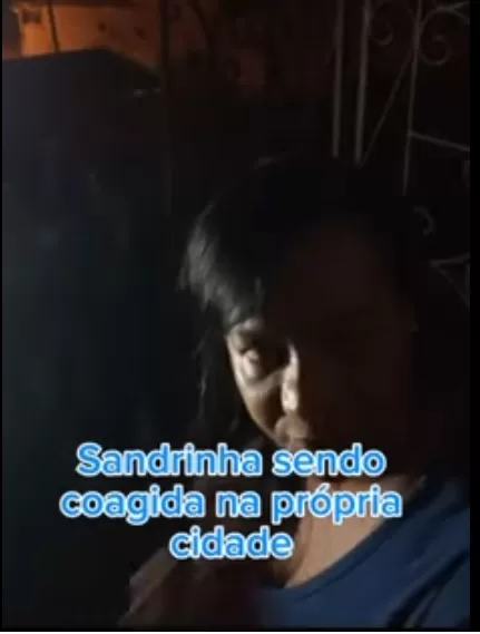 Candidata Sandrinha enfrenta retaliação de apoiadores de adversário político. Foto: Reprodução/Vídeo
