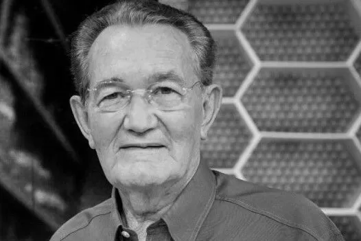 Morre o jornalista esportivo Léo Batista, “a voz marcante”, aos 92 anos. Foto: Reprodução