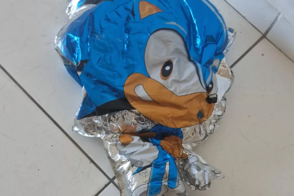 Balão foi comprado em um parque, em Arraial D'Ajuda. Foto: Reprodução