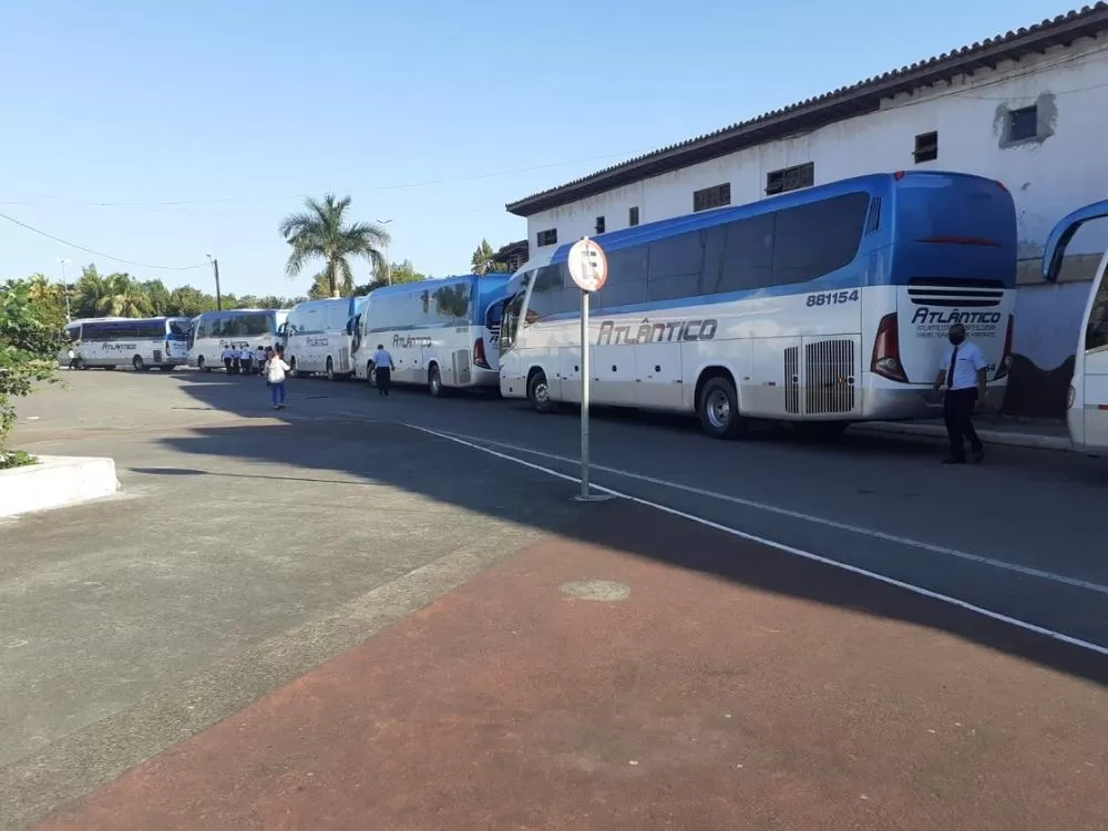 Falta de transporte público universitário em São Francisco do Conde prejudica estudantes.Reprodução/Internet