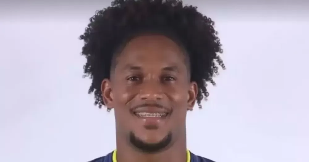 Jogador de futebol é preso por estupro, extorsão e ameaças em Feira de Santana. Foto: Reprodução / Redes Sociais