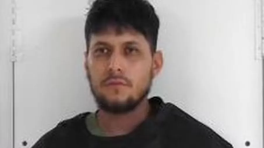  Homem foi identificado pela polícia como Martin Villalobos Junior. Foto: Reprodução/ Gabinete do Xerife do Condado de Barton