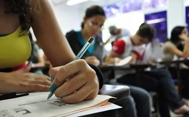Isenção Enem 2025 já pode ser solicitada a partir desta segunda-feira, 14 de abril. Reprodução