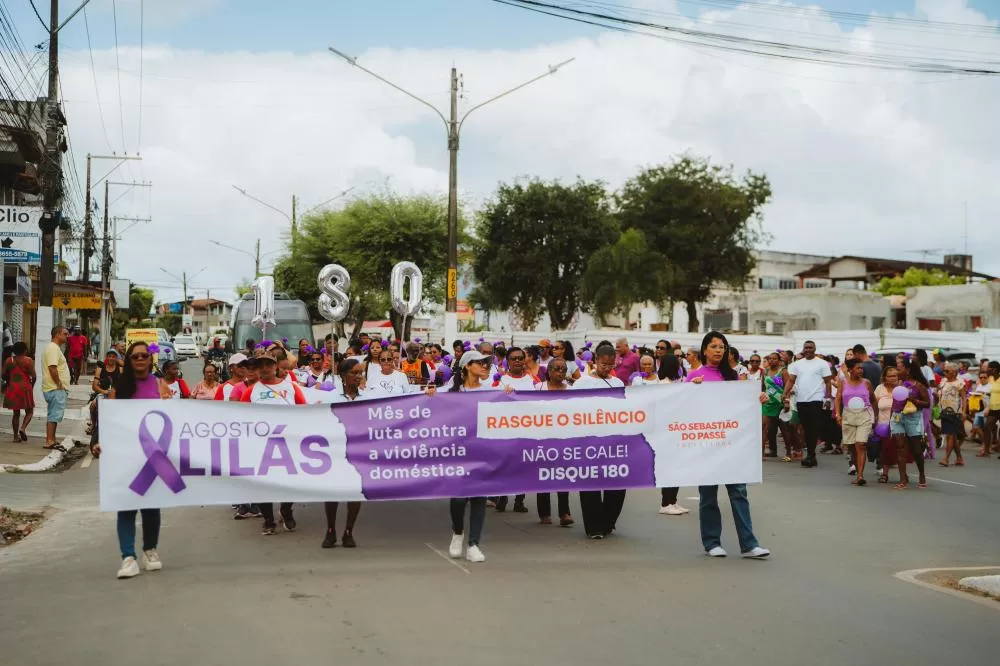 Caminhada em São Sebastião do Passé destaca combate à violência contra a mulher. Foto: Divulgação/Ascom PMSSP