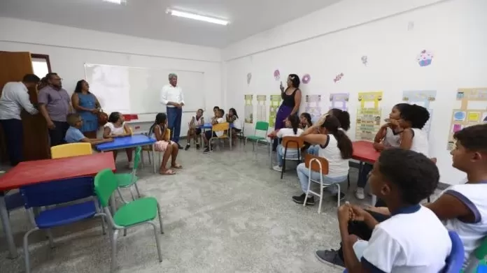 Jerônimo entrega nova escola em São Sebastião. Foto: Joá Souza/GOVBA