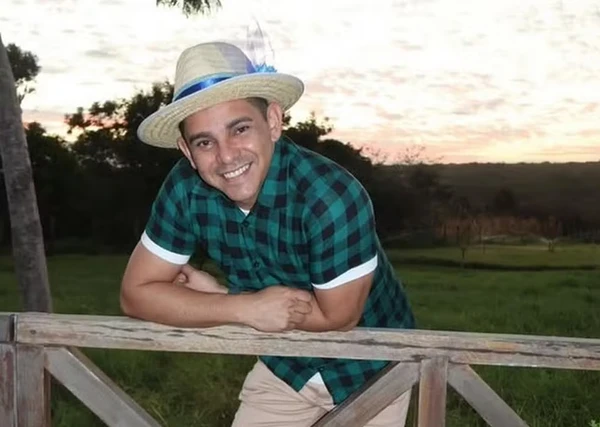 Professor morre após ser jogado de penhasco de 40 metros de altura por alunos. Foto: Reprodução