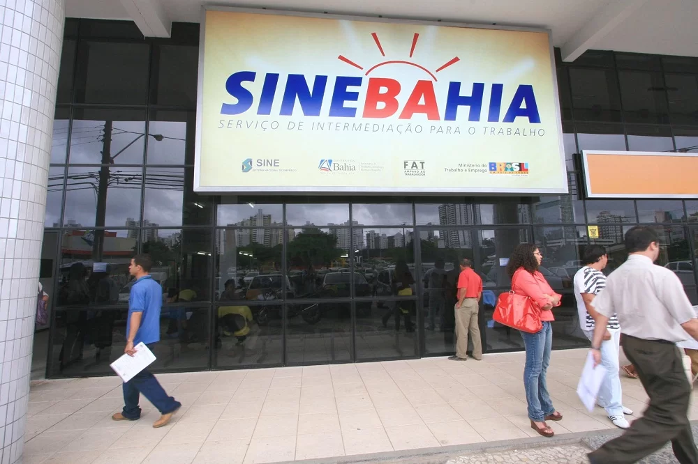 VAGAS COM E SEM EXPERIÊNCIA! SineBahia divulga 189 vagas para terça-feira, 14/10