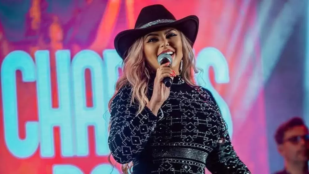 Cantora passou por bandas como Capim com Mel, Forró do Muído e Kitara. Foto: Reprodução/Instagram