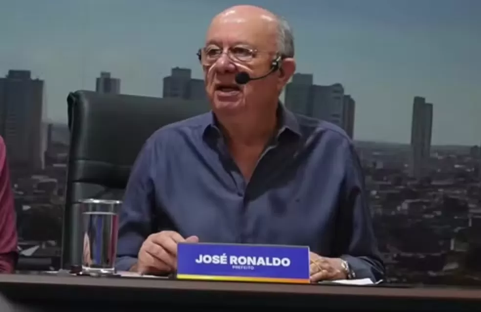 Prefeito de Feira de Santana diz que desistiu de negociar show de Bell Marques na Micareta. Foto: TV Feira 