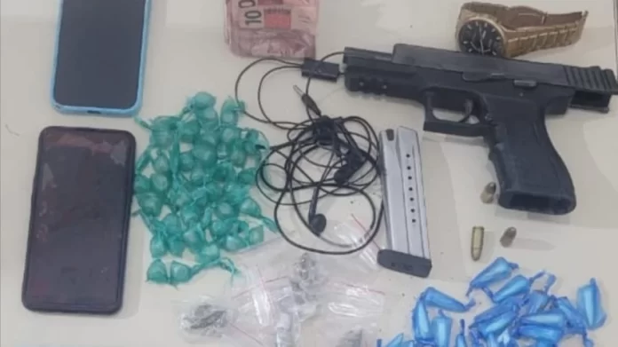 Confronto com a PM termina com suspeito morto e apreensão de drogas em Candeias. Foto: Divulgação