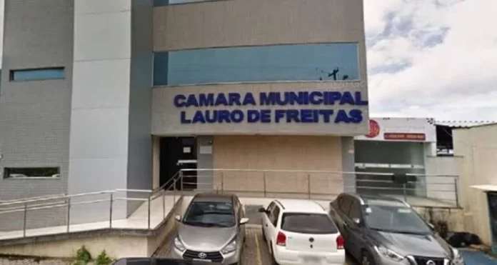 TRE-BA cassa mandato de três vereadores de Lauro de Freitas por fraude em cota de gênero