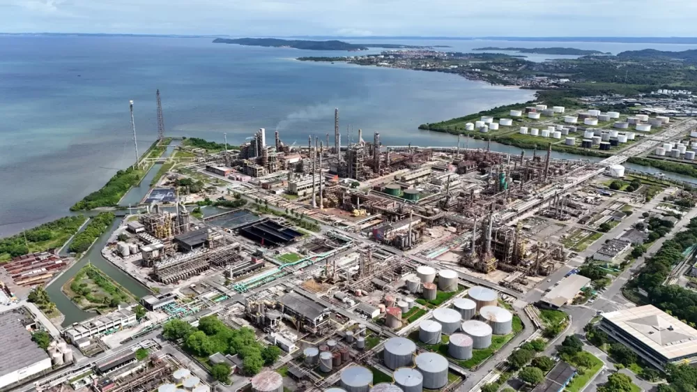 Refinaria de Mataripe. Foto: Reprodução | Acelen