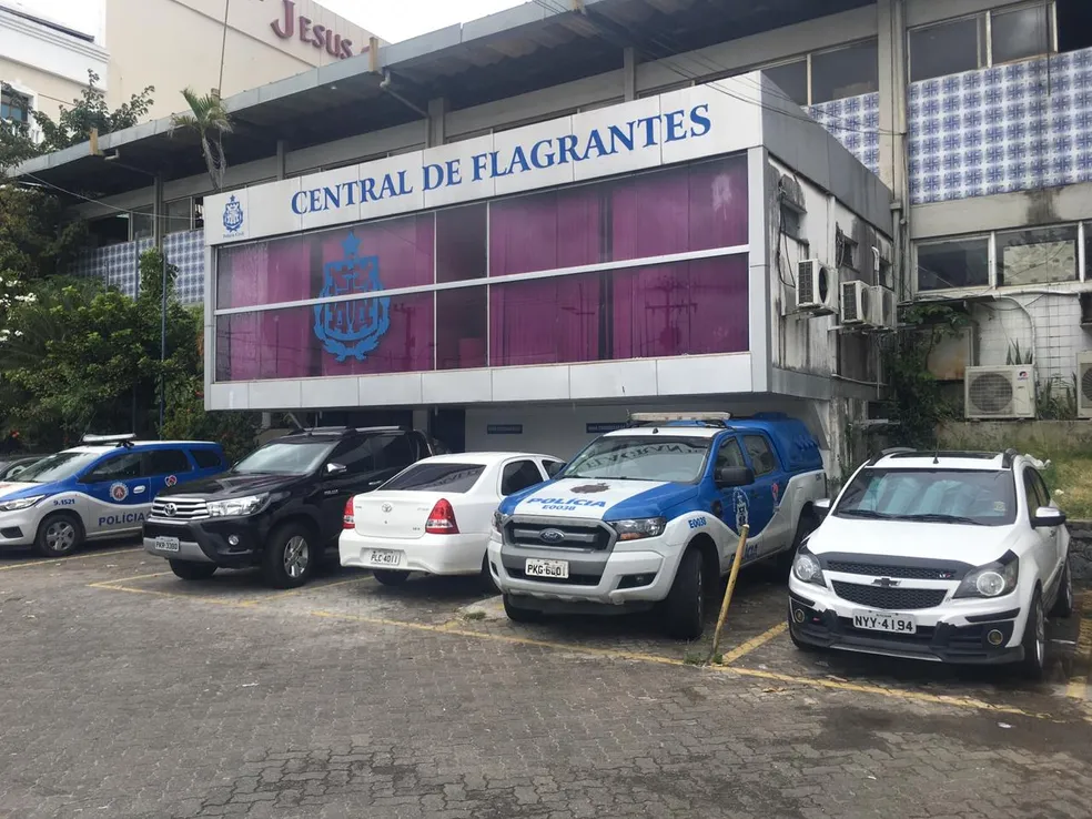 Terceirizado é preso após fotografar PMs e enviar imagens a grupos de facções. Foto: Phael Fernandes/G1
